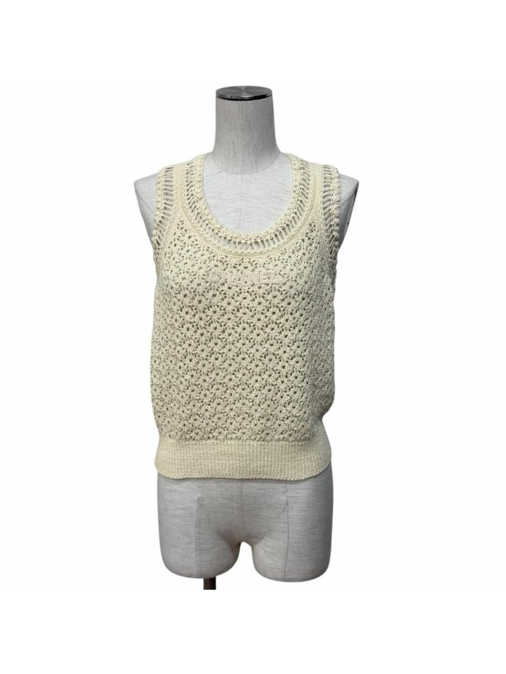 Chanel Logo Patch Openwork Sleeveless Mesh Knit Ivory 38 Sweater